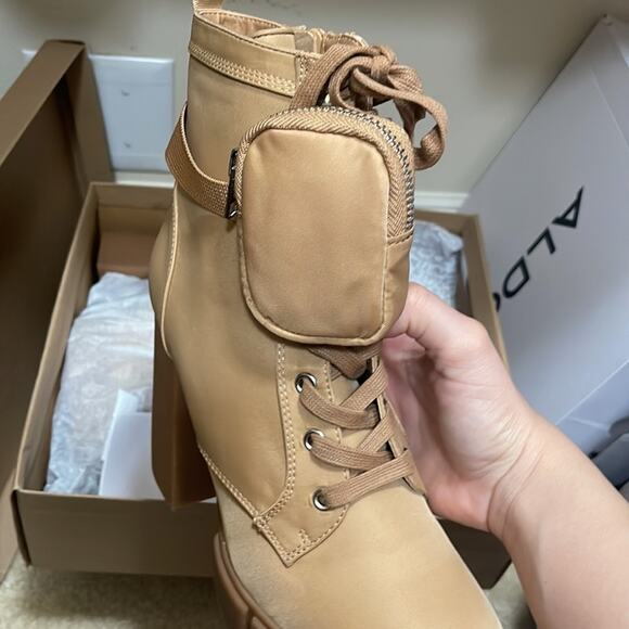 Steve Madden Herrick Tan Boot - Picture 4 of 10